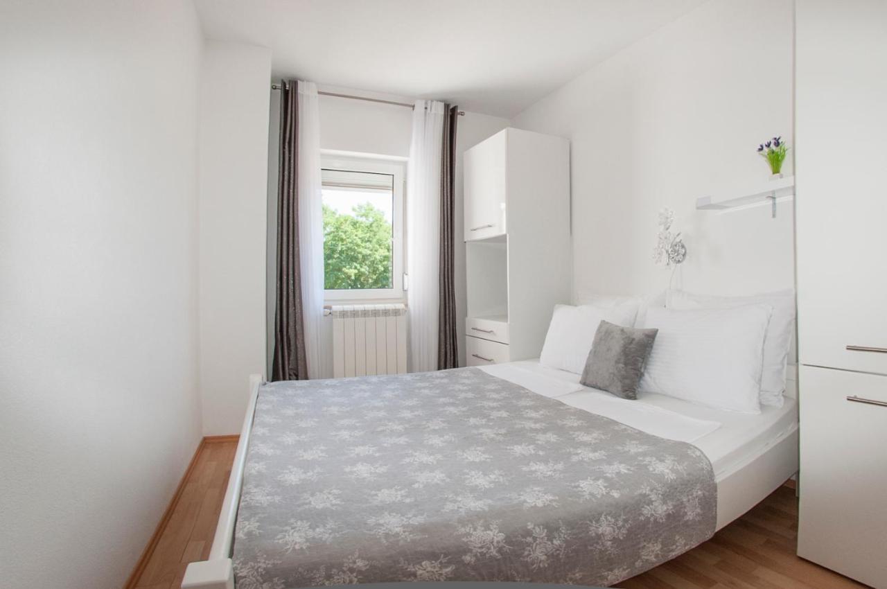 Apartments Somi ポレッチ エクステリア 写真