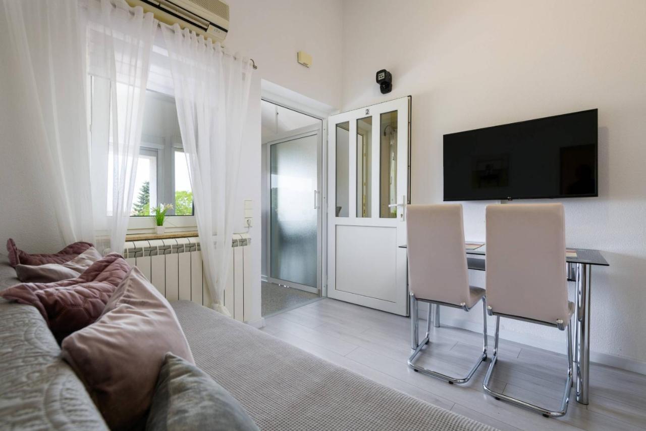 Apartments Somi ポレッチ エクステリア 写真